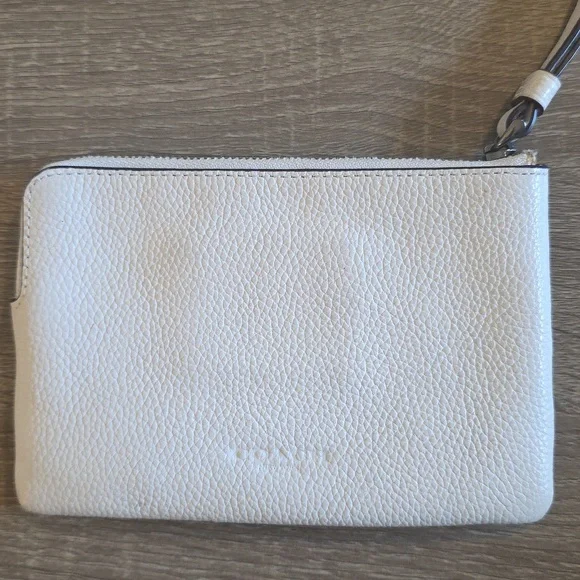 Coach Keith Haring Radio Boombox Wristlet Chalk White - Picture 6 of 11